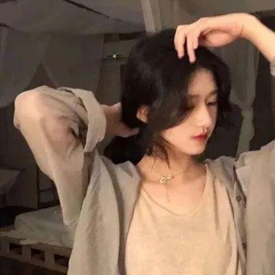 艾蜜莉·布莱尔的秘密